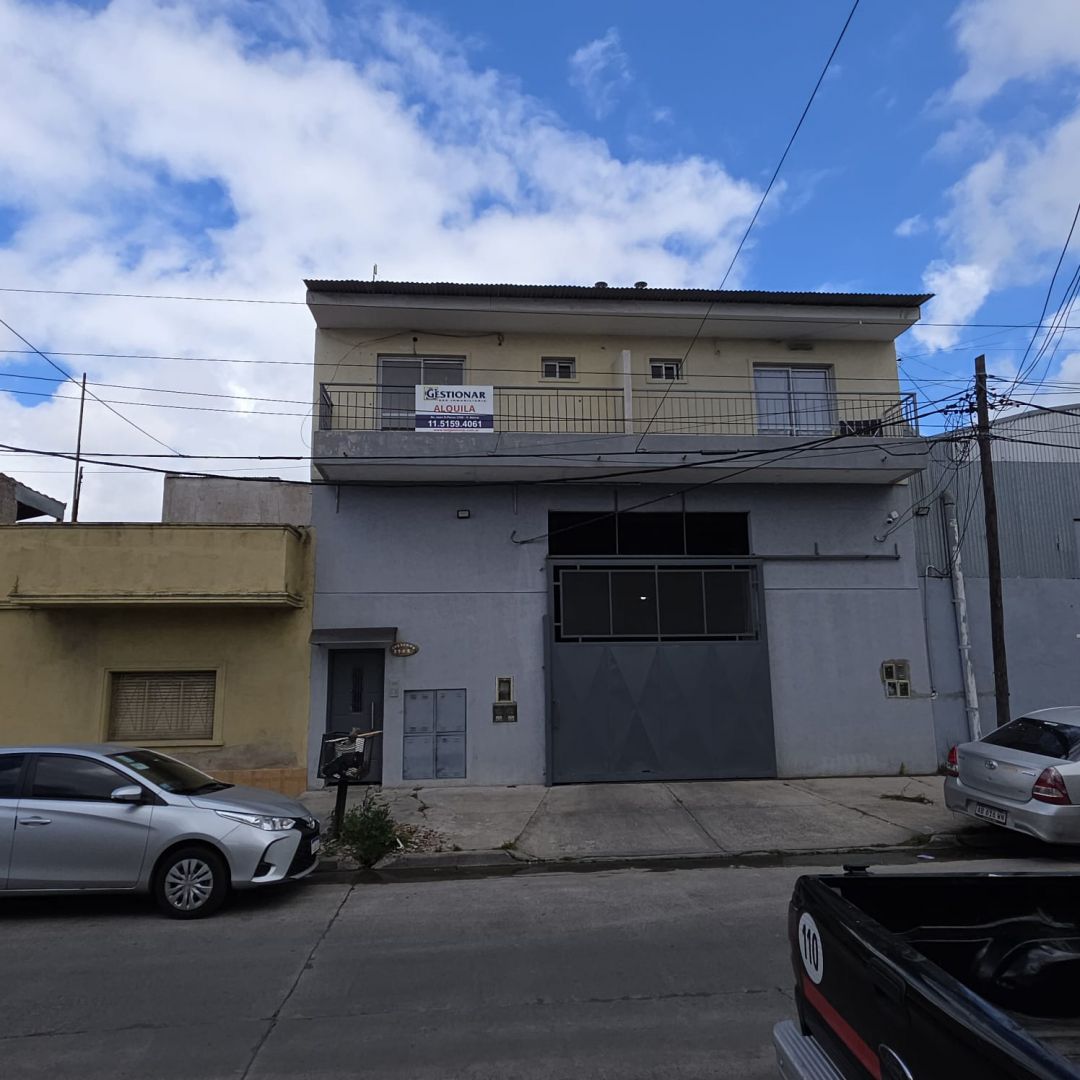 Casa en EREZCANO 3700