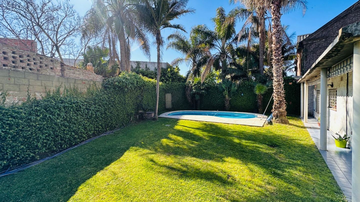 VENTA DE CASA EN José C Paz - 19