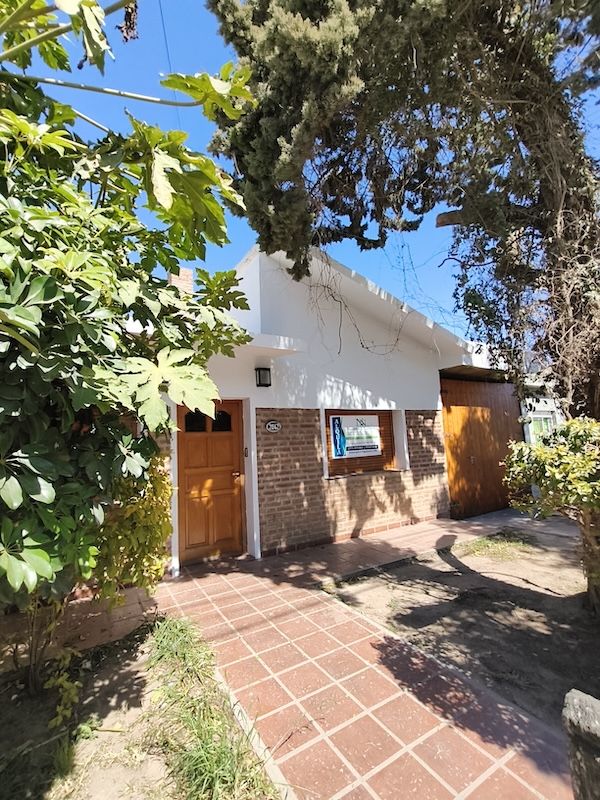 Casa en venta y alquiler Las Playas 3 ambientes