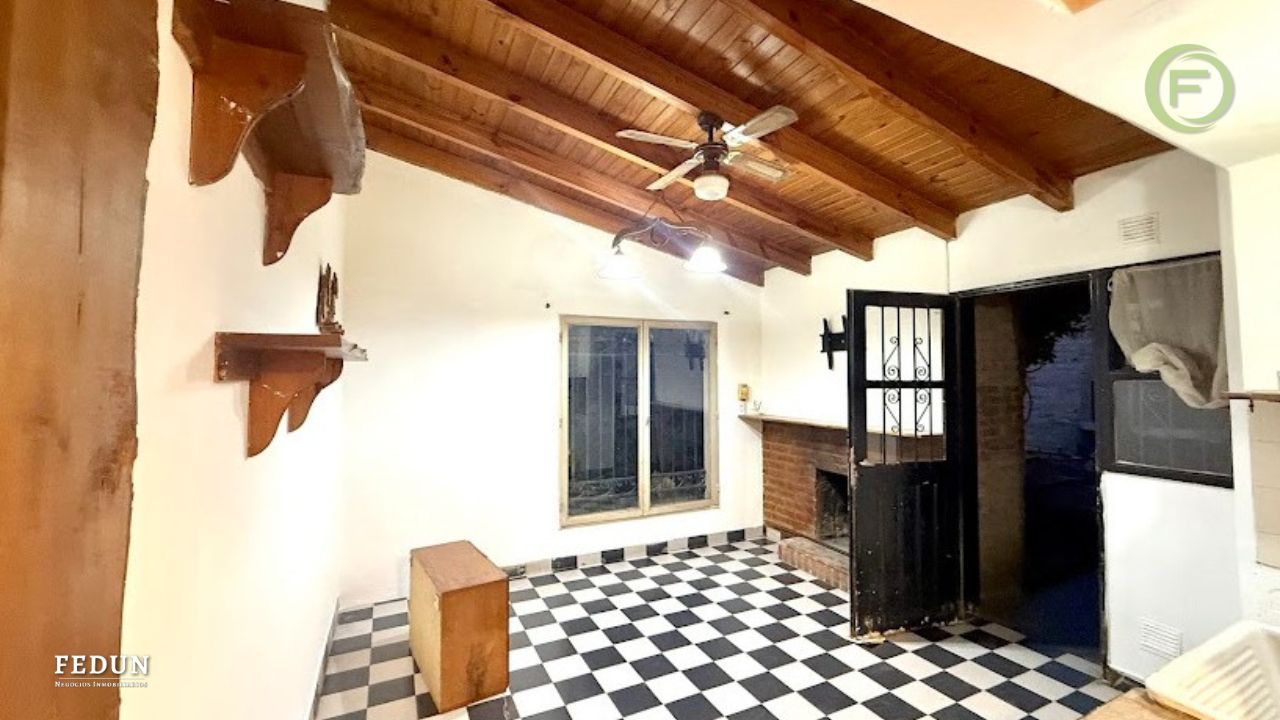VENTA DE CASA EN Cipolletti - Mercantiles - 2