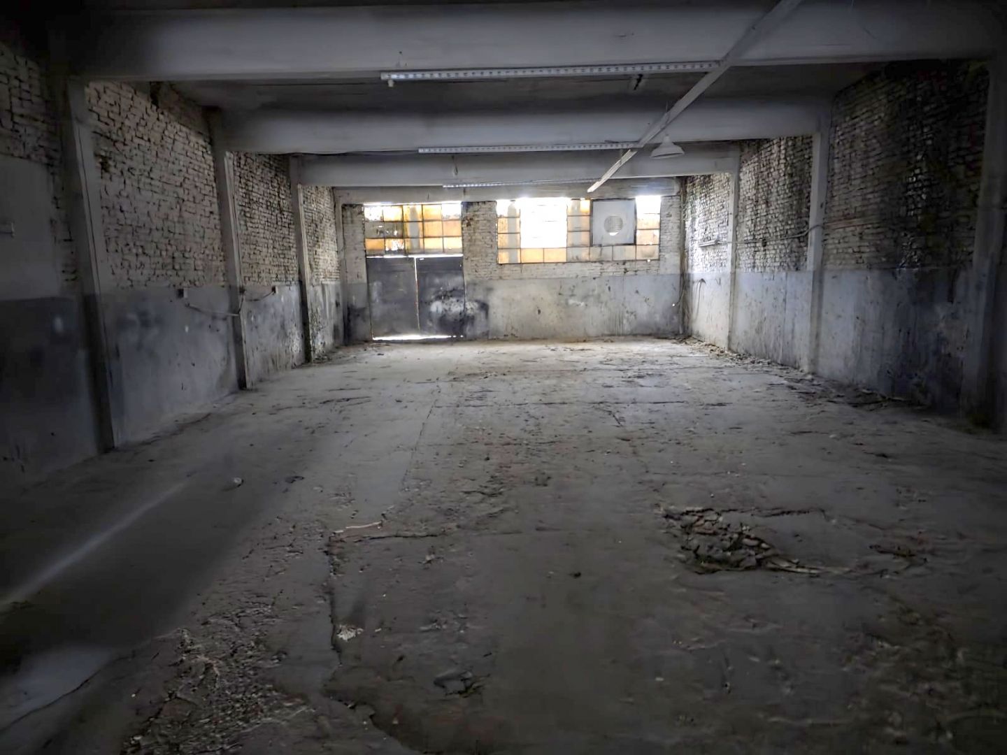 ALQUILER DE GALPON EN Tres de Febrero - Caseros - 3