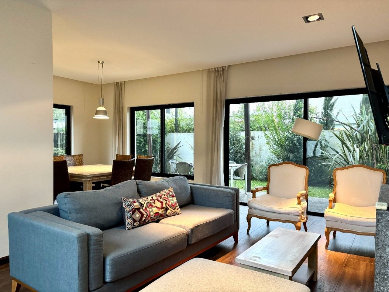 Casa EN ALQUILER