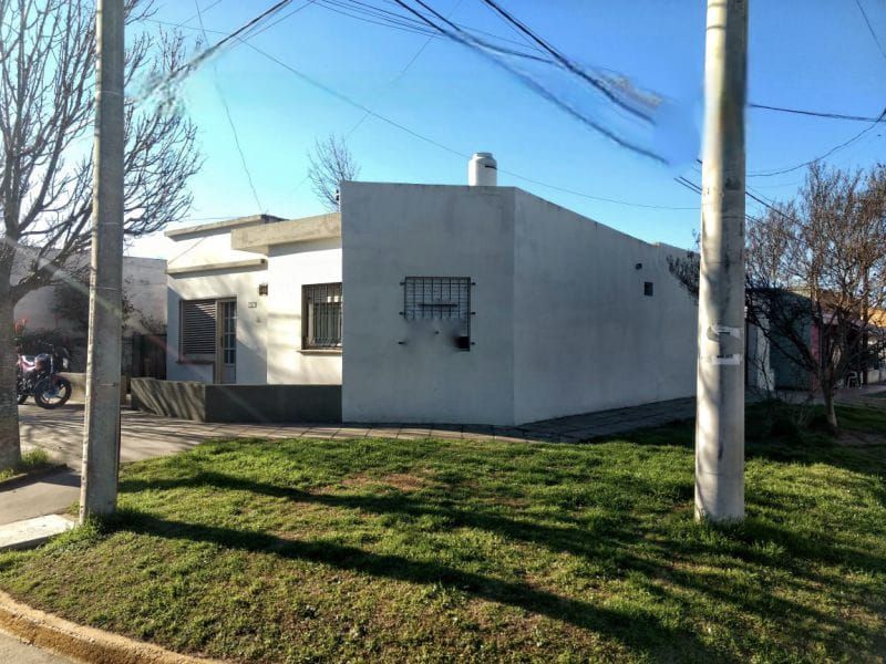 Casa en venta Monumental 2 ambientes