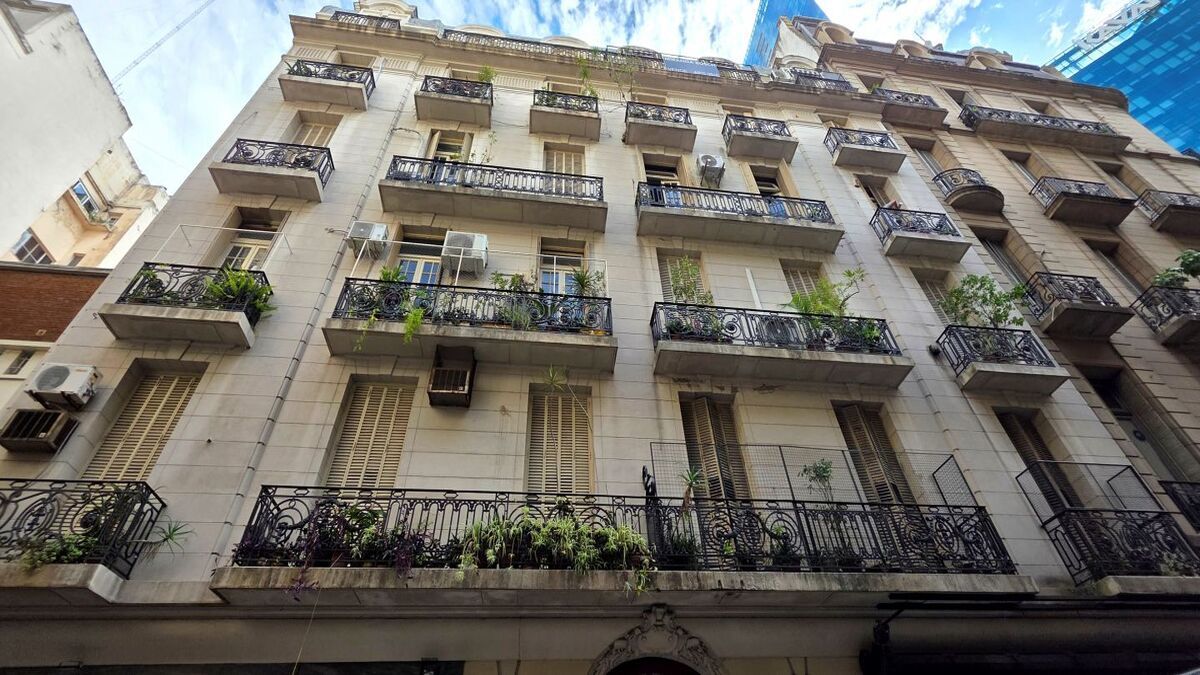 Retiro ESMERALDA 800