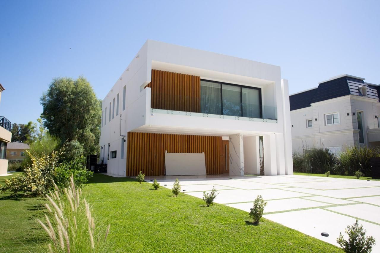 Casa en Venta en Esteban Echeverria, G.B.A. Zona Sur