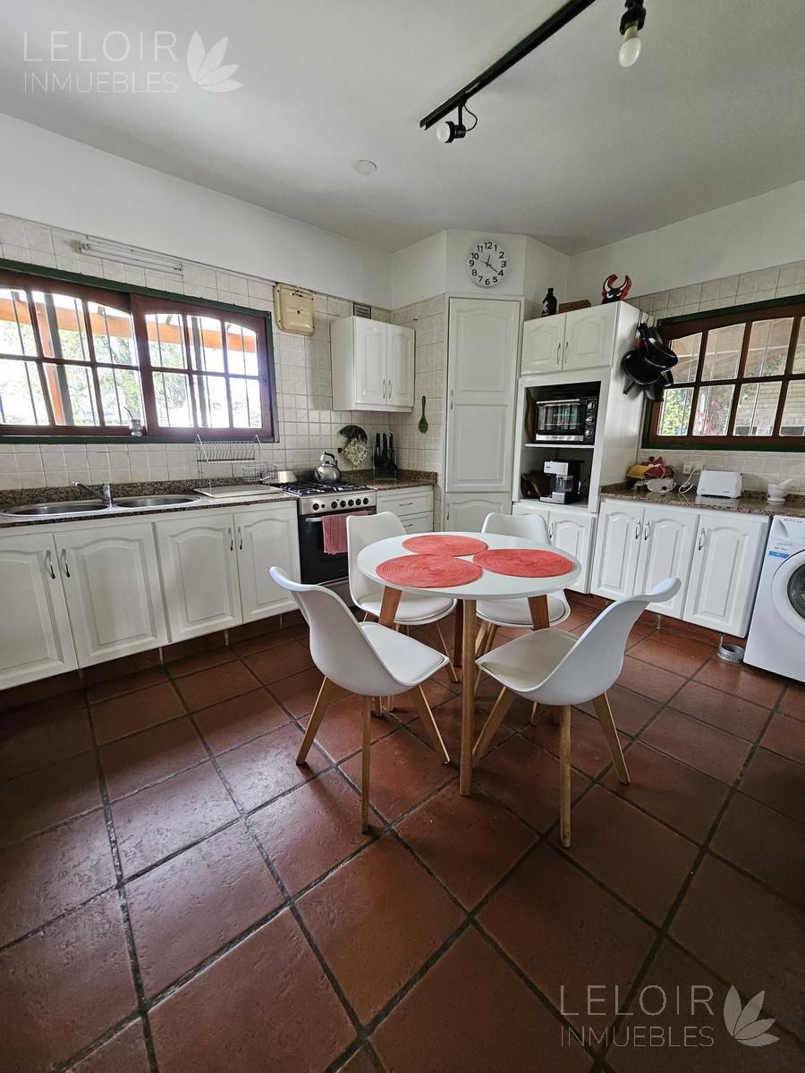 Casa en Venta en Ituzaingo, G.B.A. Zona Oeste