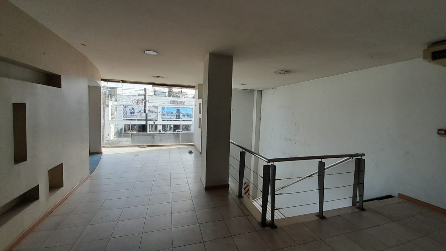 Local Comercial en Venta en Lomas de Zamora, G.B.A. Zona Sur