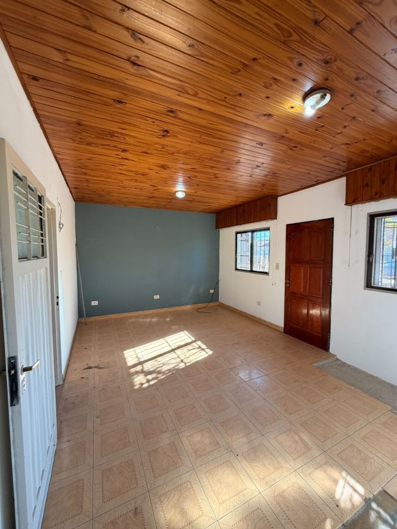 Casa en Alquiler en Fernandez Oro, Rio Negro