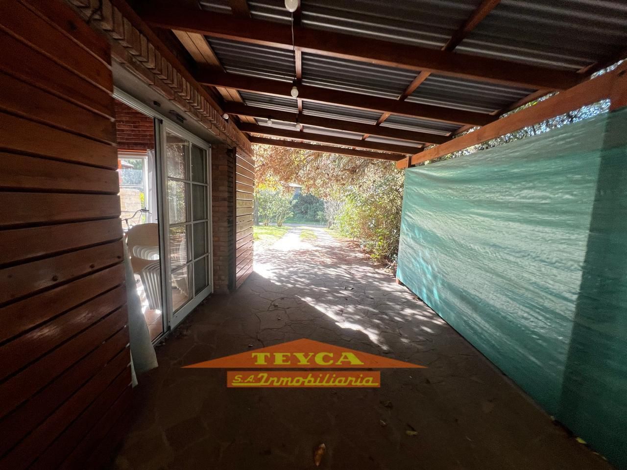 Casa en venta Lasalle 5 ambientes