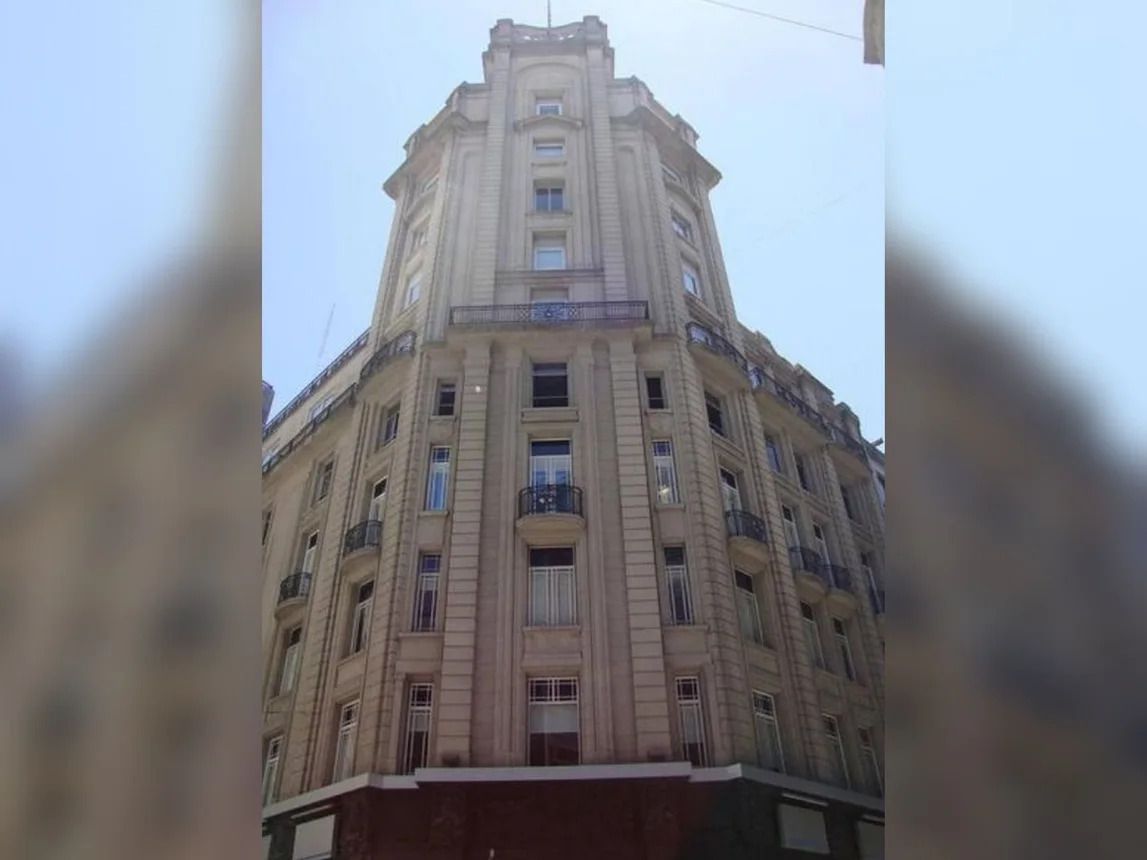 Edificio en SARMIENTO 400