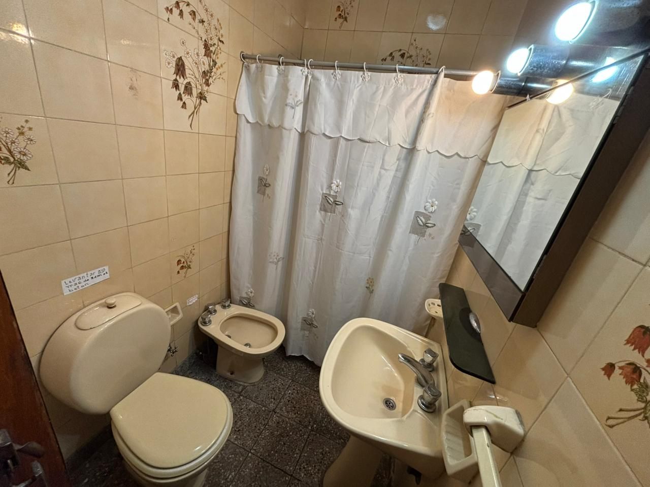 Departamento en Venta en Tres de Febrero, G.B.A. Zona Oeste