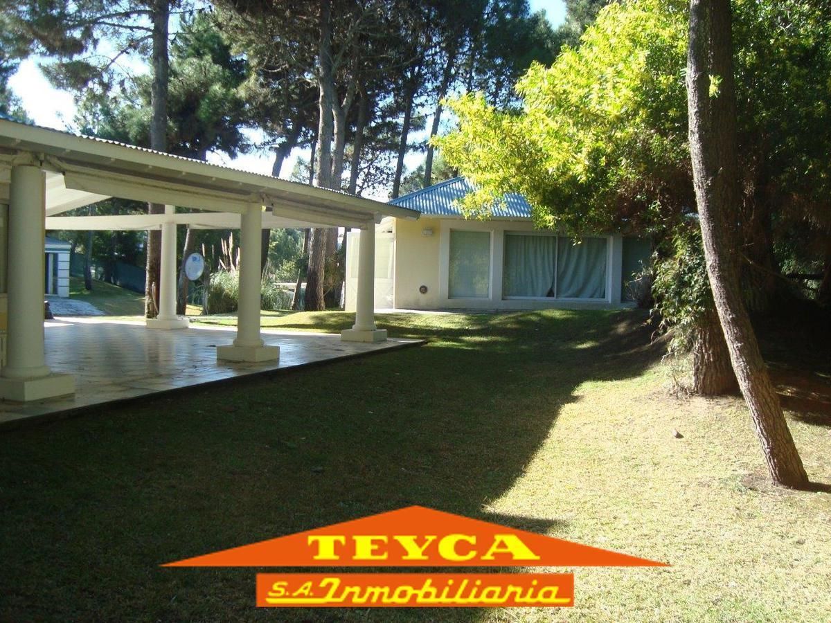 Casa en venta Pinamar Chico 5 ambientes