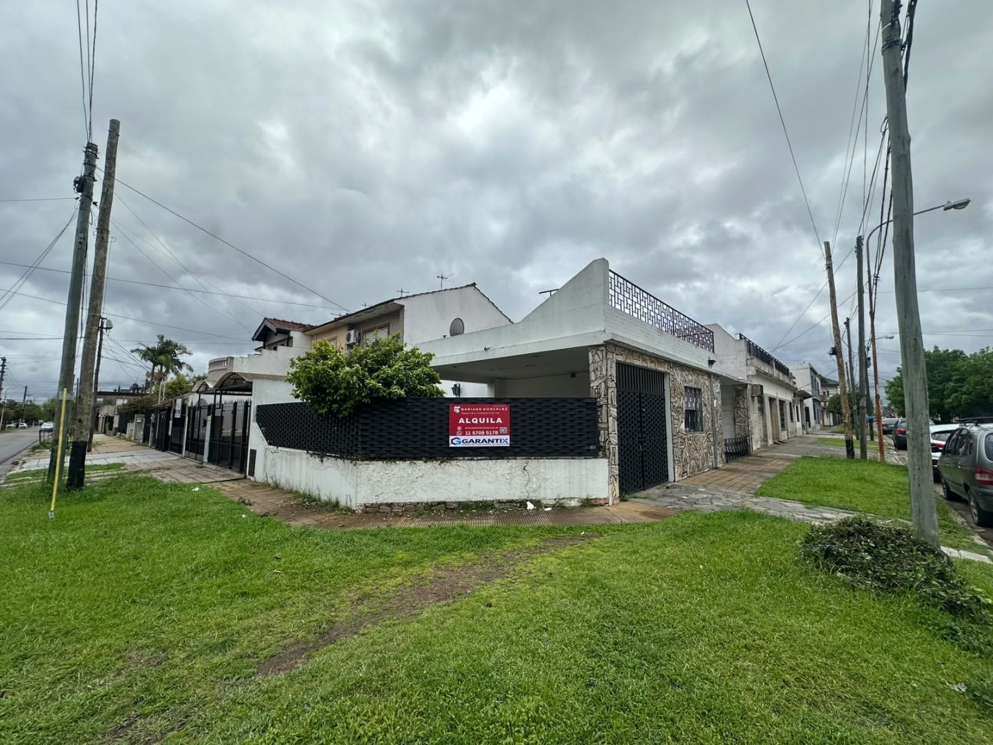 Casa en FLORENCIO VARELA 200