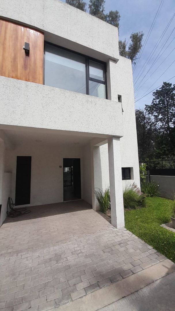Casa en Venta en Ituzaingo, G.B.A. Zona Oeste