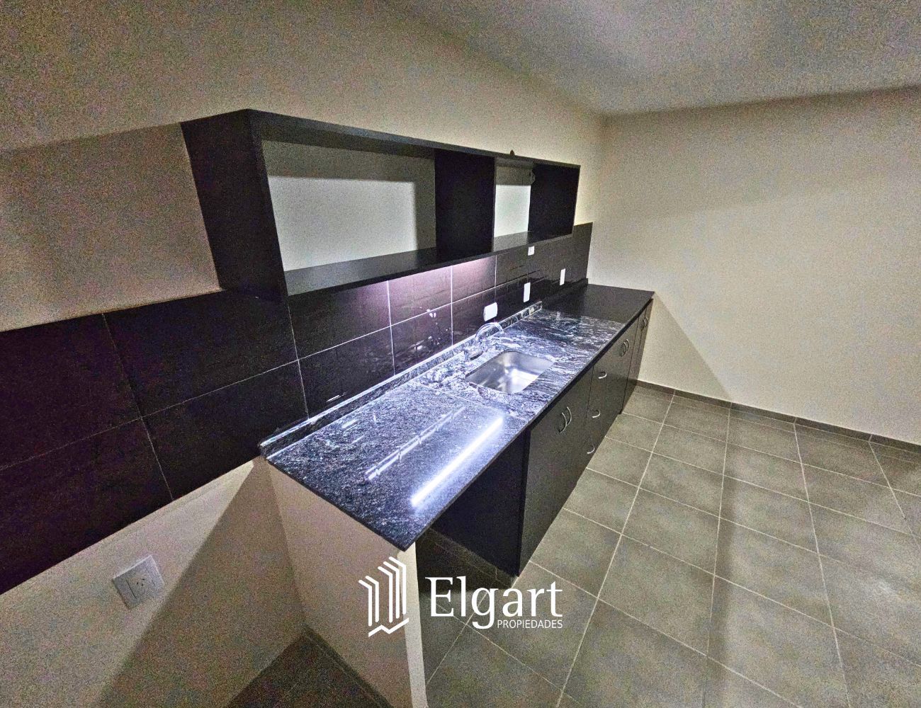 ALQUILER DE DEPARTAMENTO EN San Miguel de Tucumán - 2