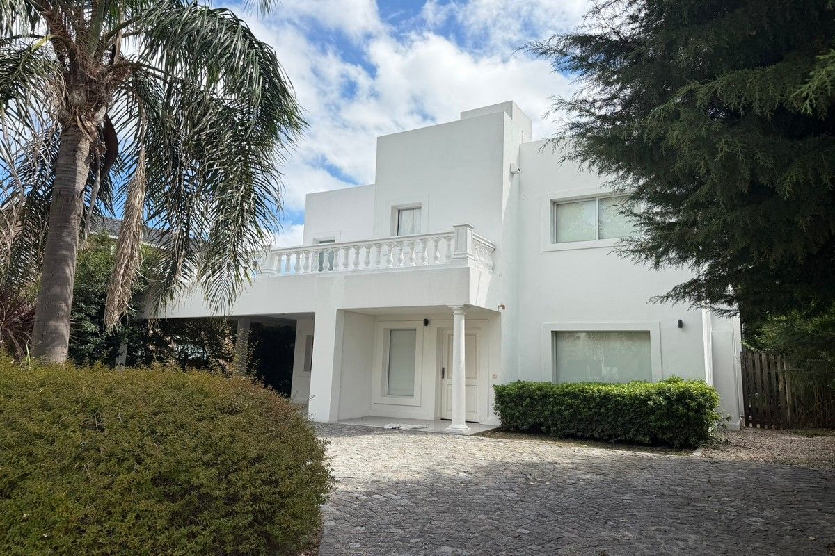 Casa en Alquiler en Pilar, G.B.A. Zona Norte