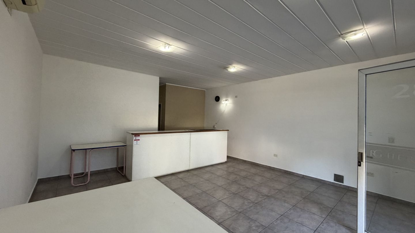 Local Comercial en CASTELLI 100