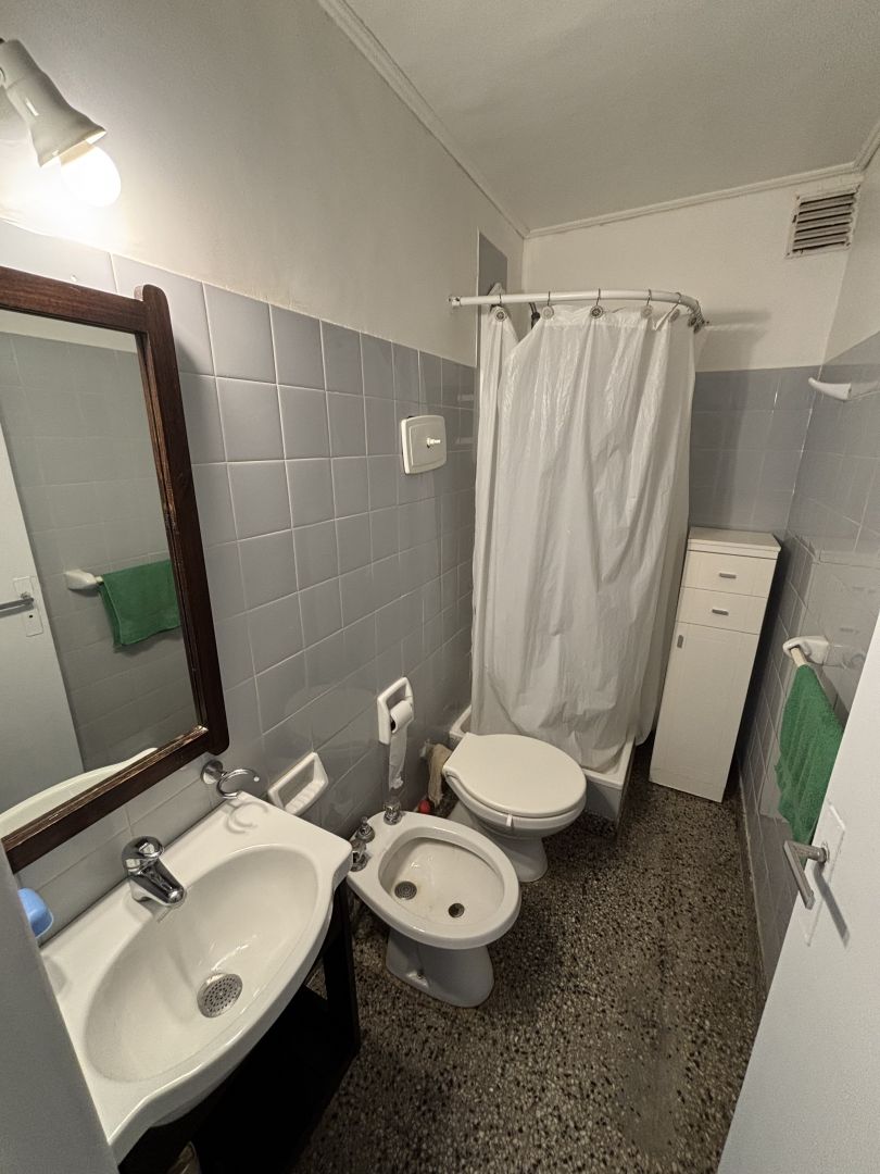 ALQUILER DE DEPARTAMENTO EN Capital Federal - Flores - 17