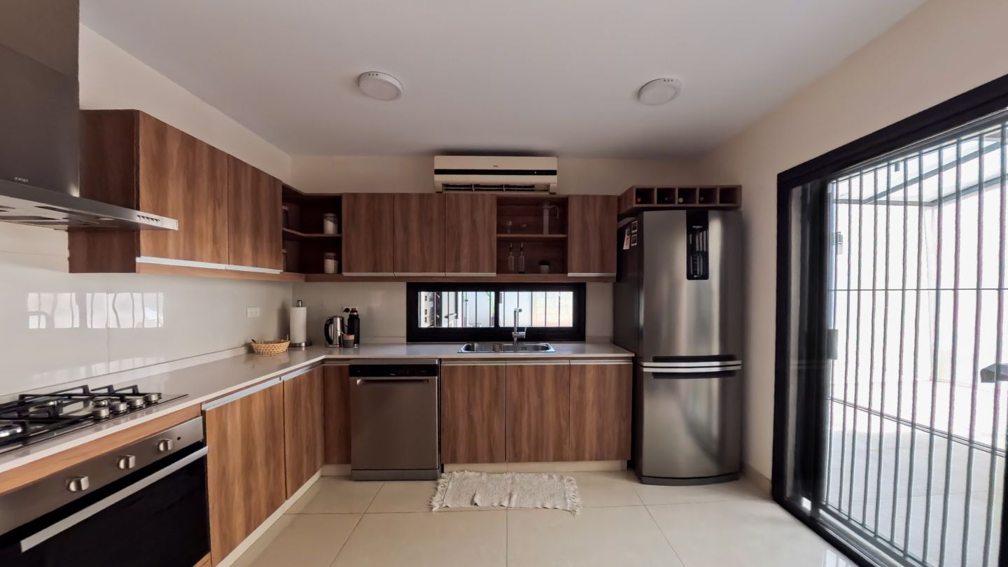 Casa en Venta en General San Martin, G.B.A. Zona Norte