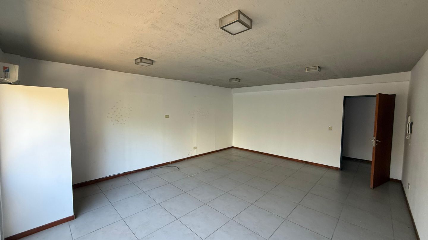 Oficina en Alquiler en Moreno, G.B.A. Zona Oeste