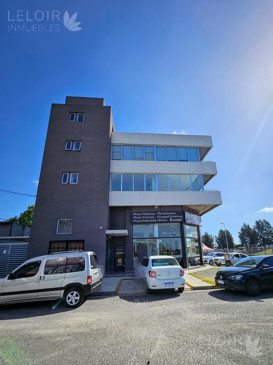 Oficina en Alquiler en Ituzaingo, G.B.A. Zona Oeste
