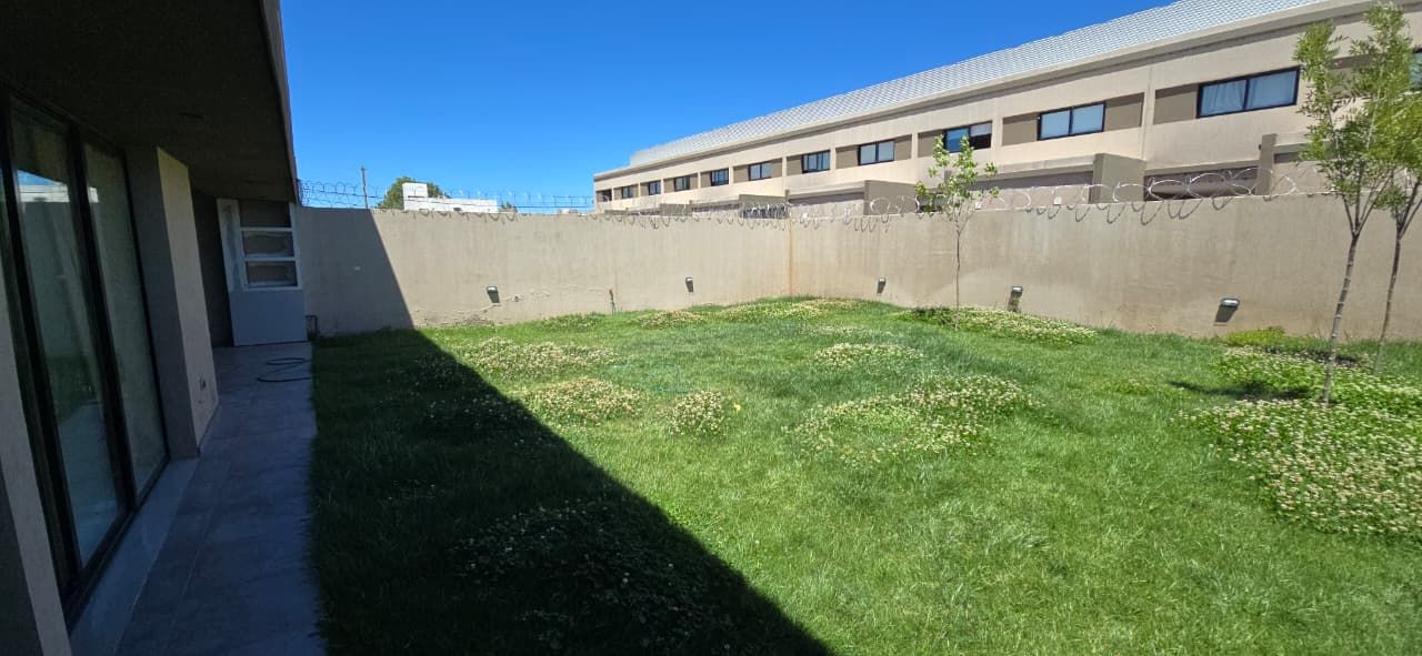 ALQUILER DE CASA EN Neuquén - Confluencia - 33