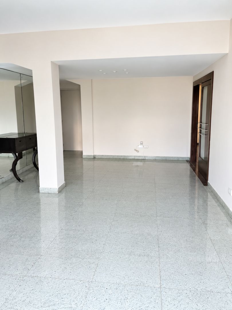 Departamento en CHACABUCO 100