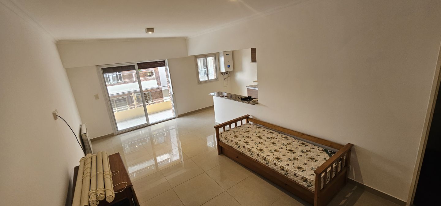 Departamento en Alfredo Palacios 1100