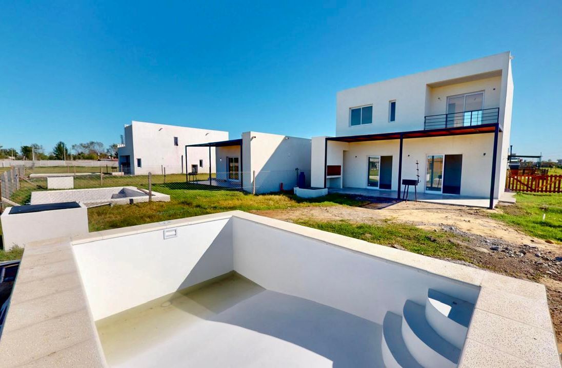 VENTA DE CASA EN Ezeiza - Laguna Azul - 38