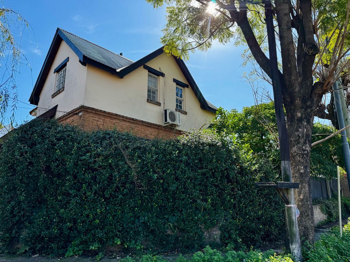 Casa en Venta en Tres de Febrero, G.B.A. Zona Oeste