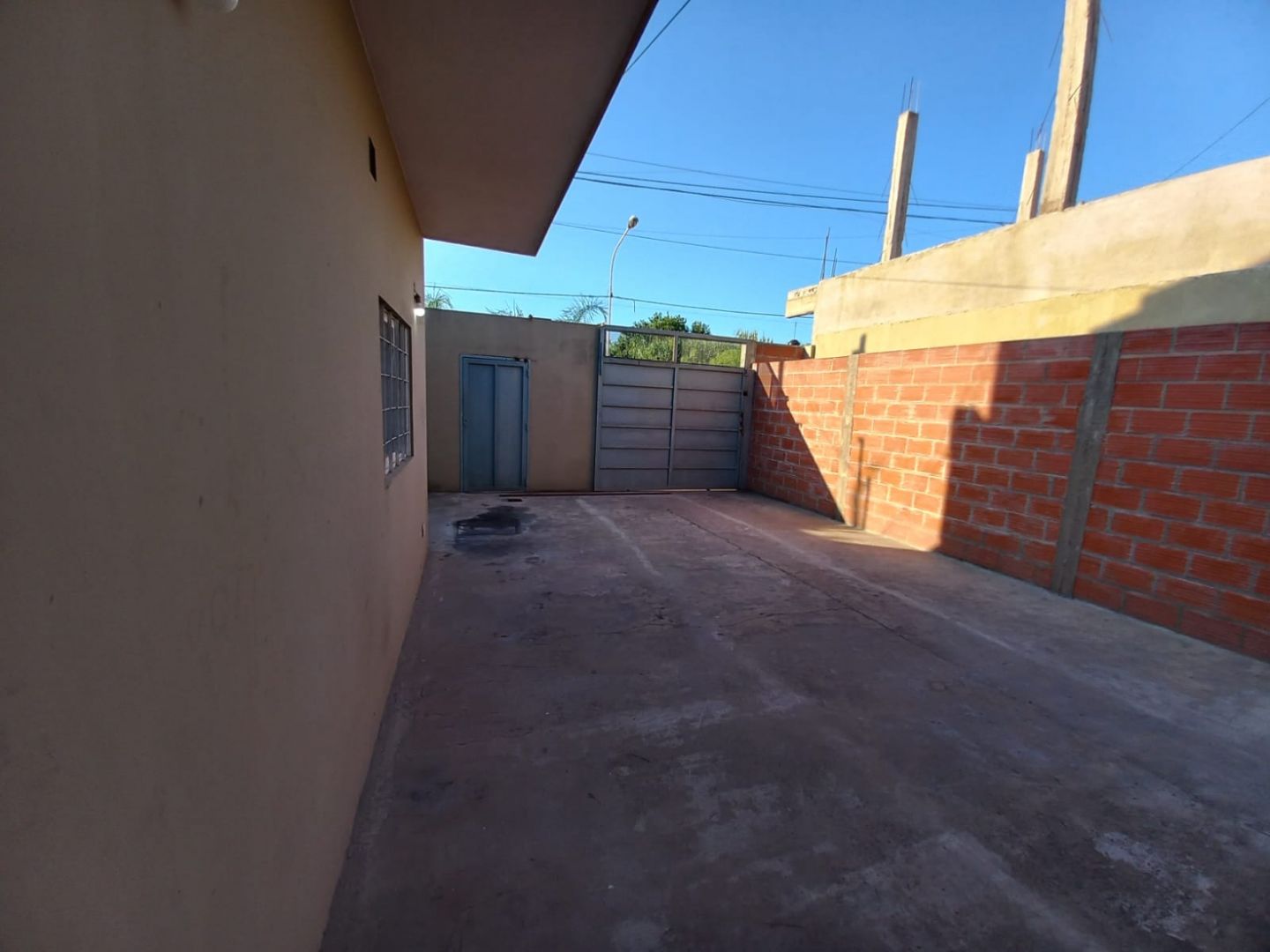 ALQUILER DE CASA EN La Matanza - Gregorio de Laferrere - 3