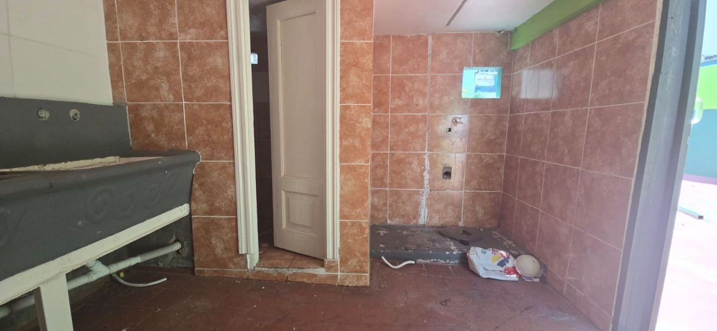 ALQUILER DE OFICINA EN Capital Federal - Balvanera - 37