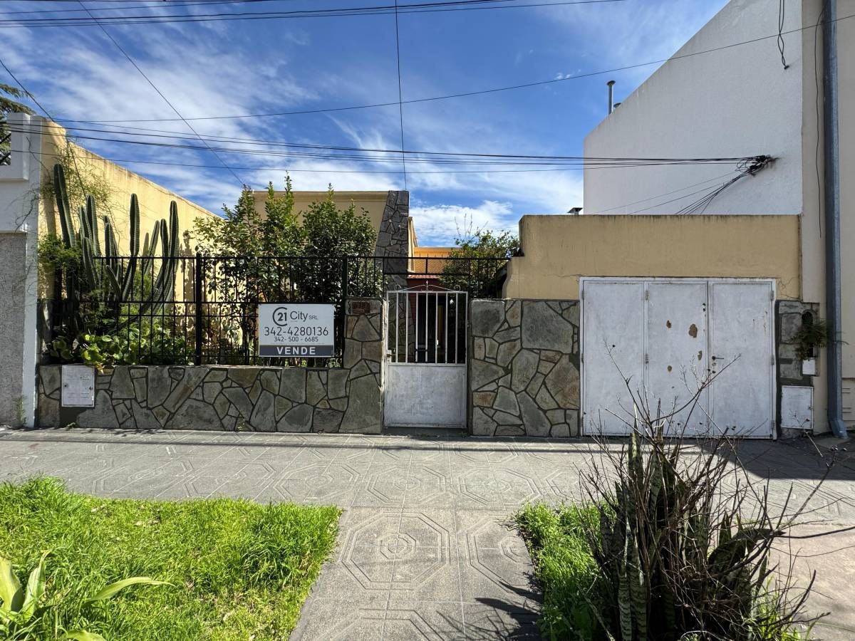 Casa en venta Maria Selva 2 ambientes