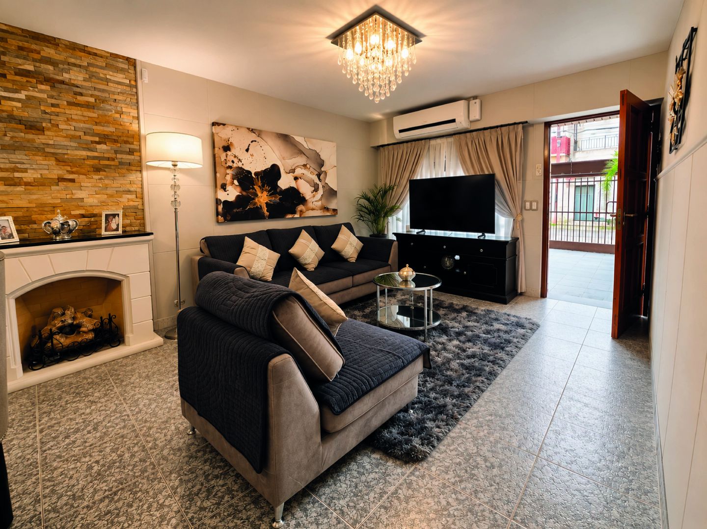 Casa en Venta en General San Martin, G.B.A. Zona Norte