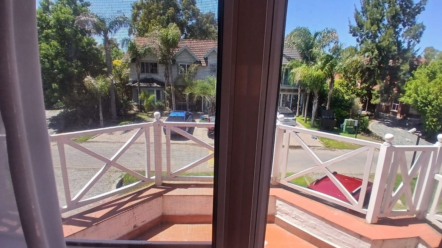 VENTA DE CASA EN Esteban Echeverría - 24