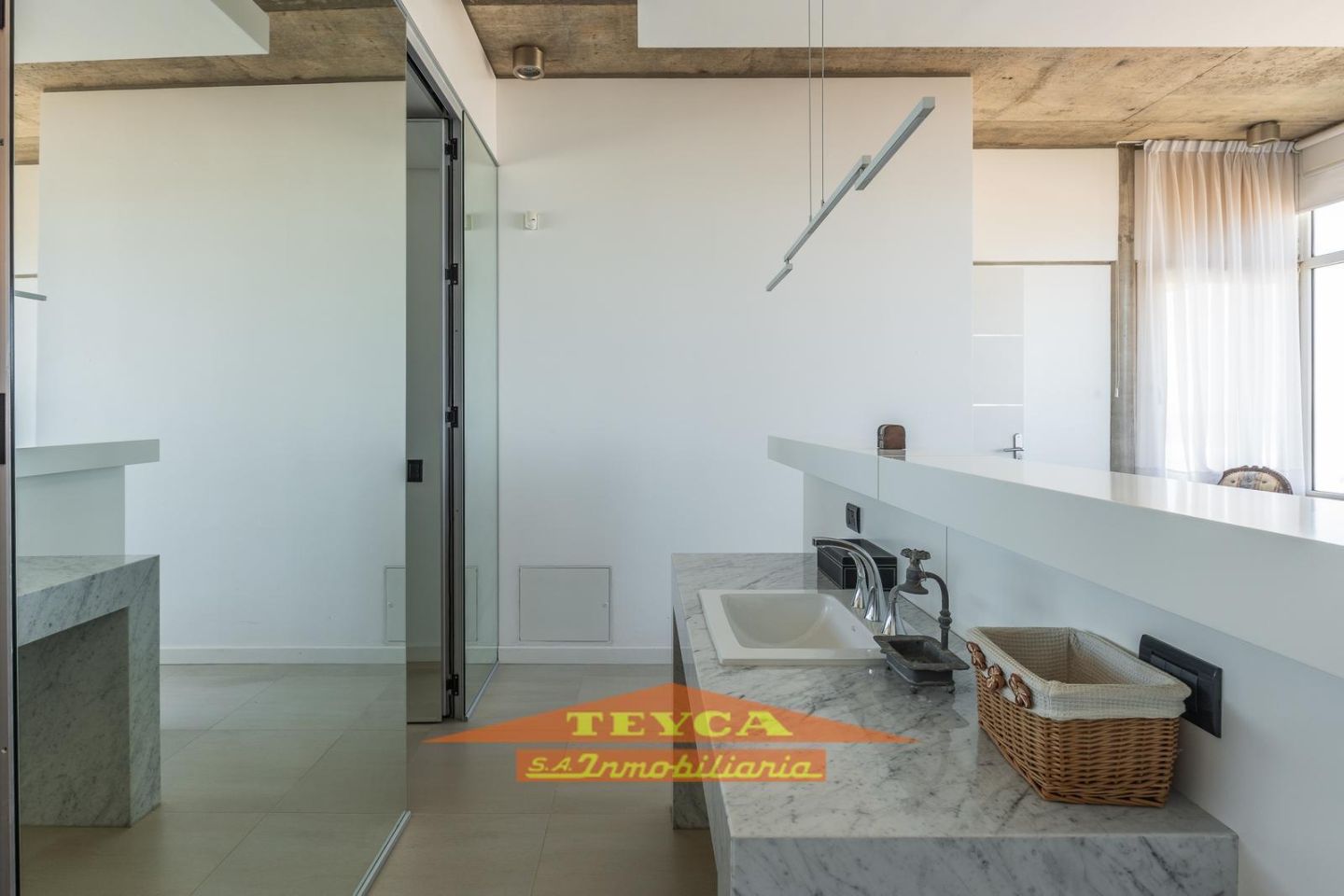 Casa en venta  6 ambientes