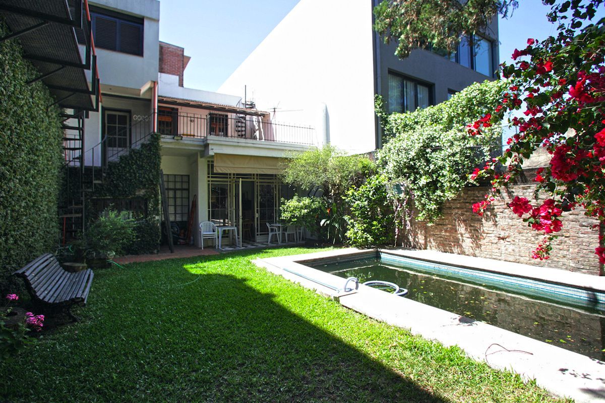 Casa en Venta en Flores, Capital Federal - USD 490.000 | Inmoup - 24