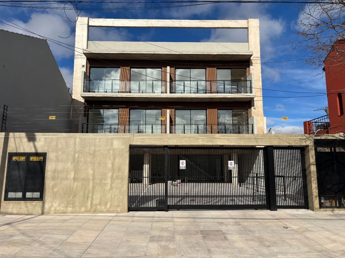 Departamento en Cangallo 100