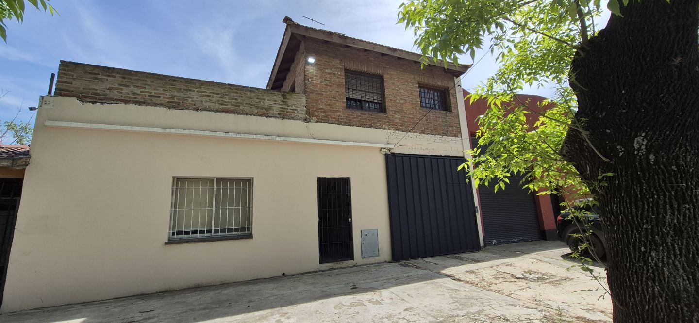 Casa en Venta en General San Martin, G.B.A. Zona Norte