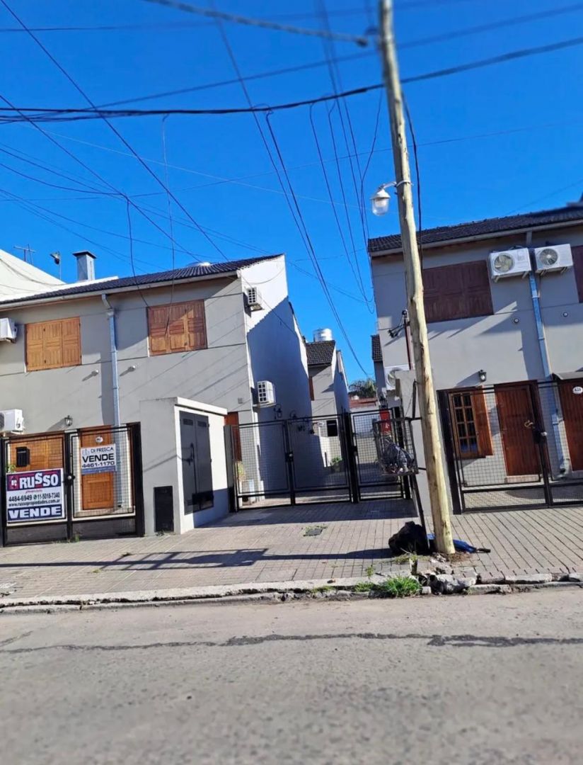 Casa en berutti 400