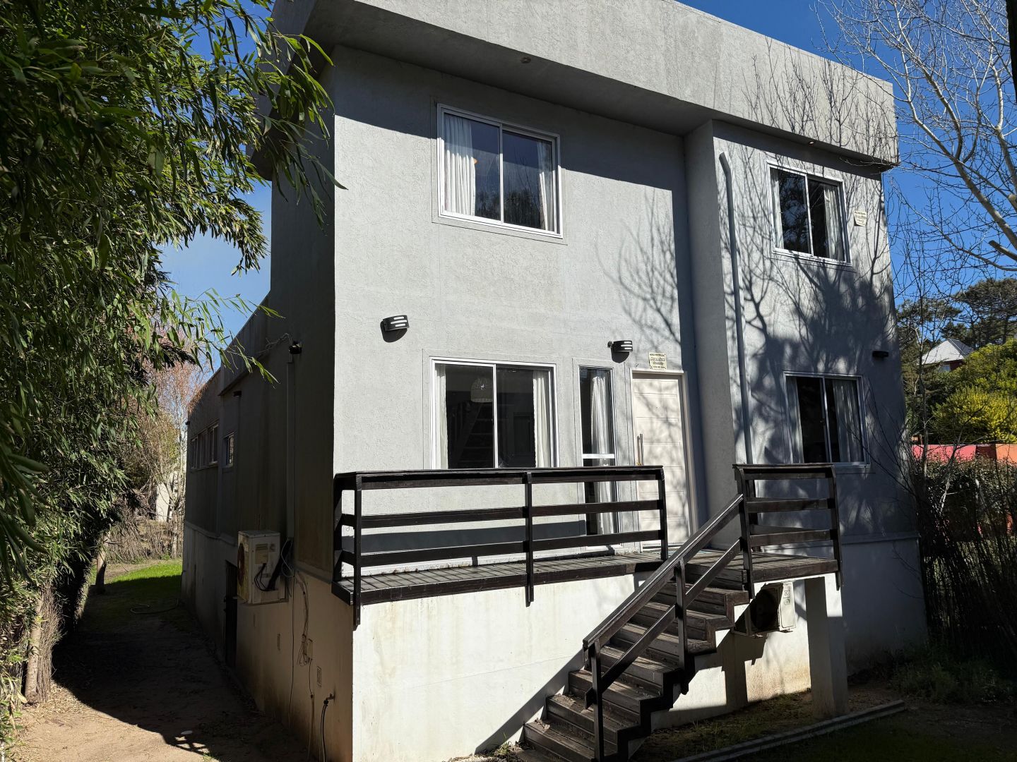 Casa en venta y alq. temporario Mar Azul 6 ambientes