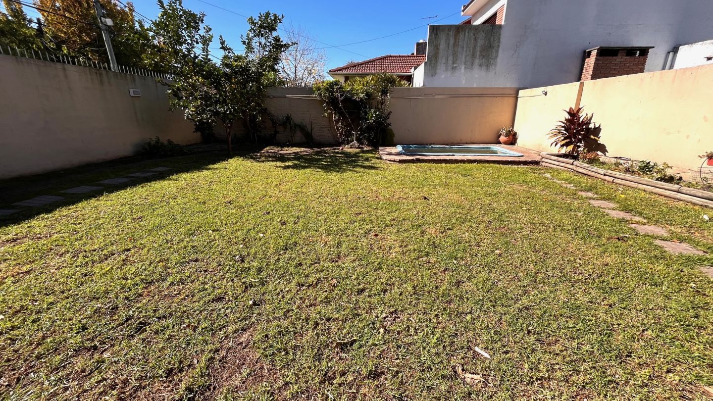 Casa en ALVAREZ JONTE 1000