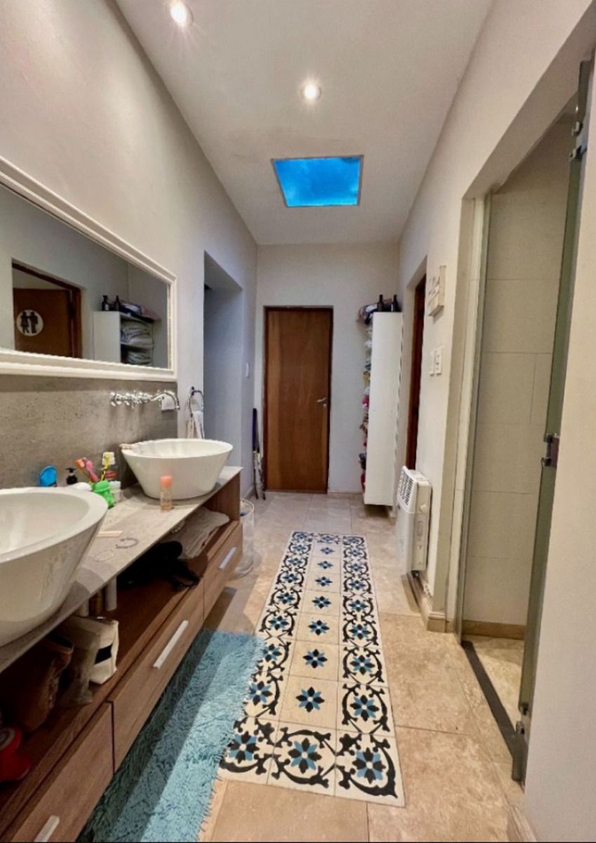 Casa en Venta en Moron, G.B.A. Zona Oeste