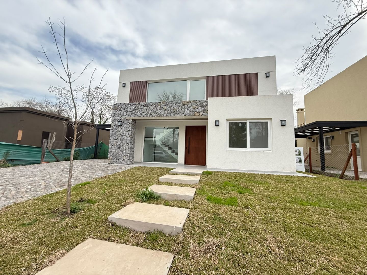 Casa en Av. Olivos 1700