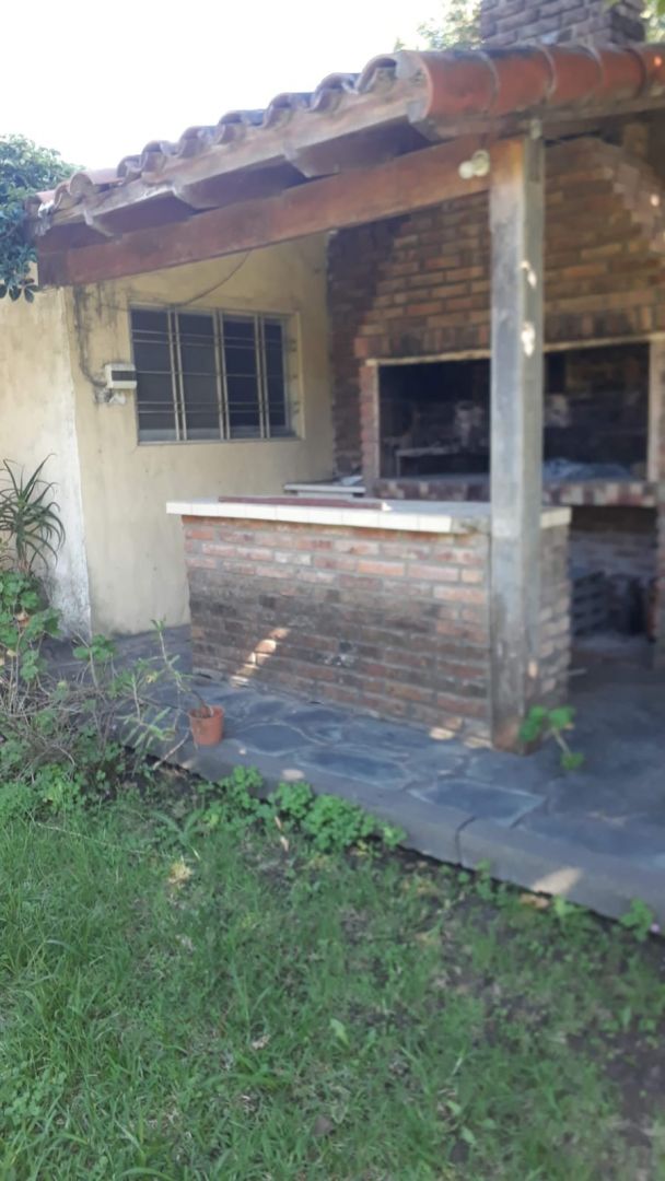 VENTA DE CASA EN José C Paz - 23