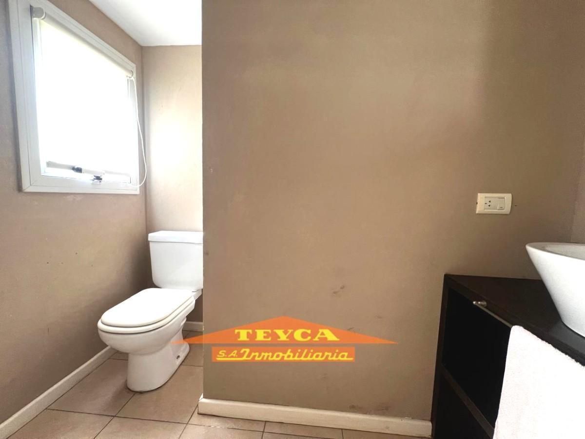 Casa en venta La Herradura 5 ambientes