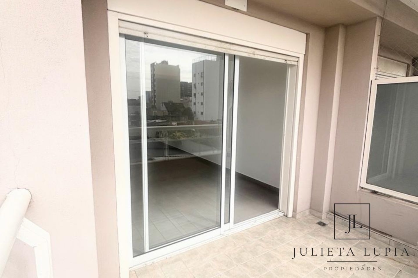 Departamento en Venta en Tres de Febrero, G.B.A. Zona Oeste