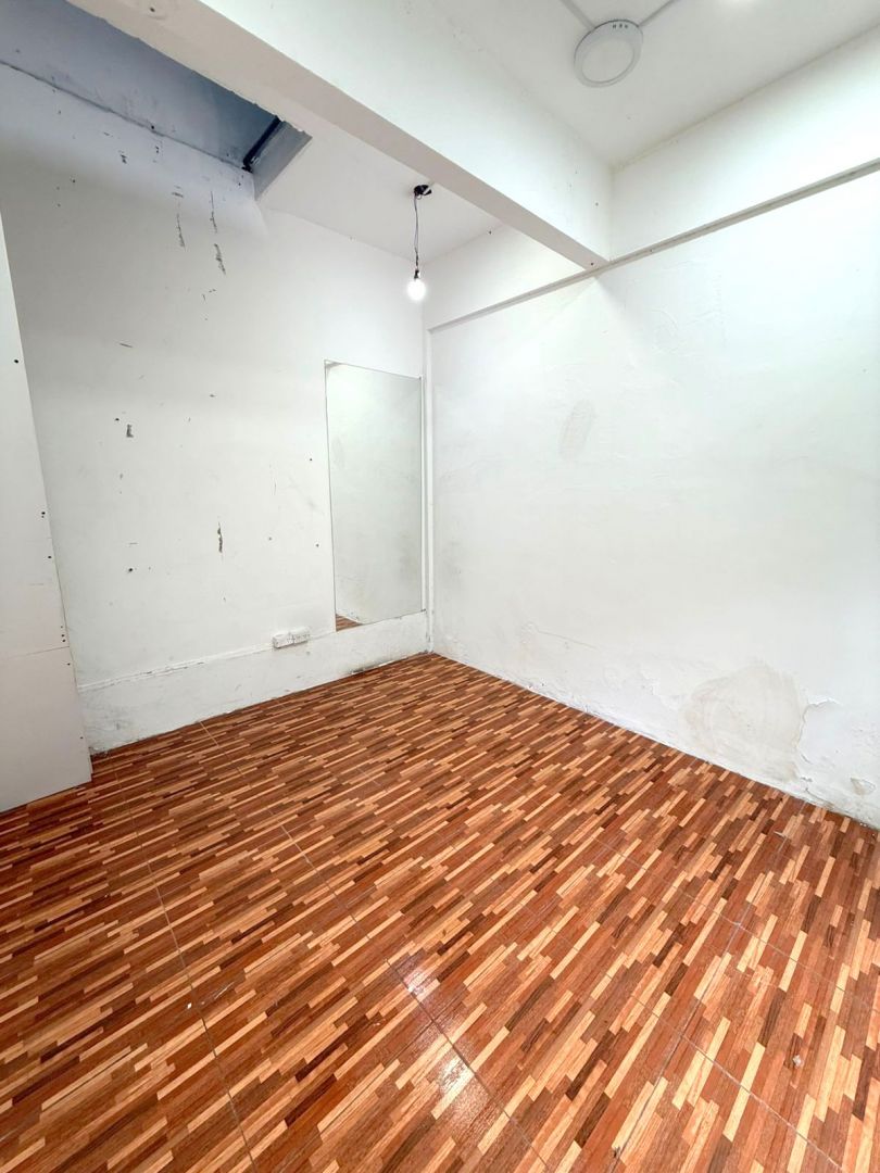 Local Comercial en Alquiler en General San Martin, G.B.A. Zona Norte