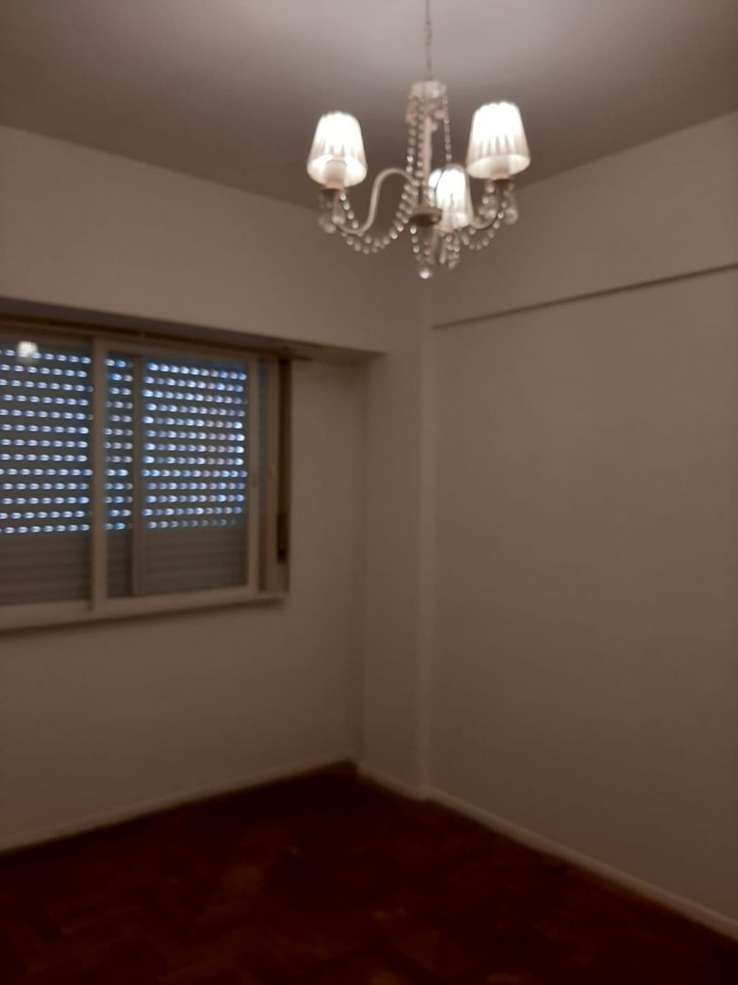Departamento en Bartolome mitre 200