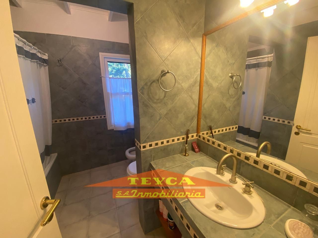 Casa en venta Pinamar Chico 5 ambientes